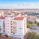 Apartamento | 2 Quartos | Terraço | Estacionamento | Ramada – Odivelas