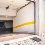 Um imóvel com potêncial A property with potential