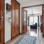 Um imóvel com potêncial A property with potential