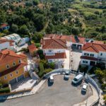 Moradia que podia ser na linha A villa with coastal potential