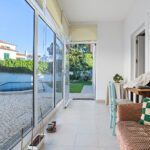 Moradia que podia ser na linha A villa with coastal potential